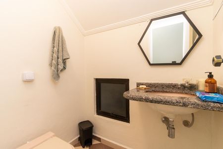 Casa à venda com 125m², 3 quartos e 2 vagasLavabo