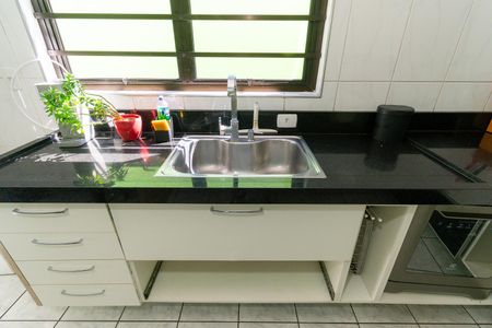 Casa à venda com 125m², 3 quartos e 2 vagasCozinha