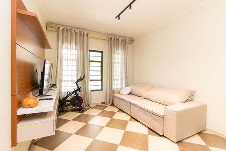 Casa à venda com 125m², 3 quartos e 2 vagasSala