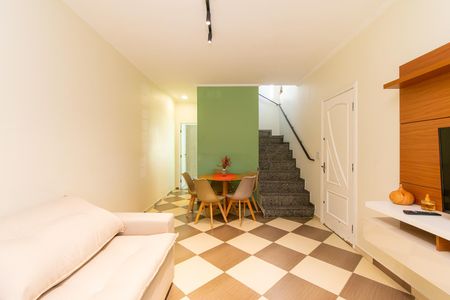 Casa à venda com 125m², 3 quartos e 2 vagasSala