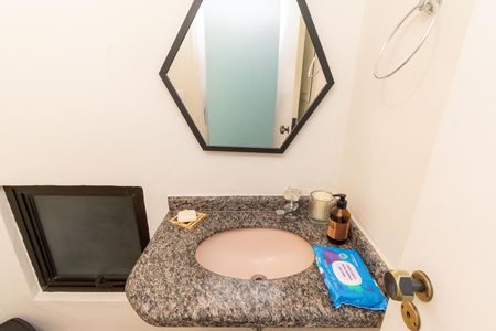 Casa à venda com 125m², 3 quartos e 2 vagasLavabo