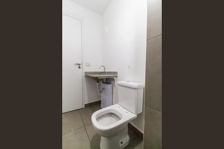 Apartamento para alugar com 63m², 2 quartos e 1 vaga Apartamento para alugar com 63m², 2 quartos e 1 vagaBanheiro da Suíte