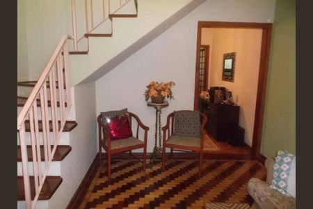 Casa à venda com 95m², 3 quartos e 2 vagas