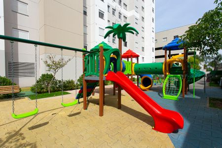 Apartamento à venda com 40m², 2 quartos e sem vaga Apartamento à venda com 40m², 2 quartos e sem vagaÁrea comum - Playground