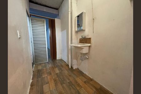 Área de Serviço de casa para alugar com 2 quartos, 65m² em Caxingui, São Paulo