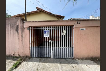 Fachada de casa para alugar com 2 quartos, 65m² em Caxingui, São Paulo