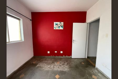 Quarto 1 de casa para alugar com 2 quartos, 65m² em Caxingui, São Paulo