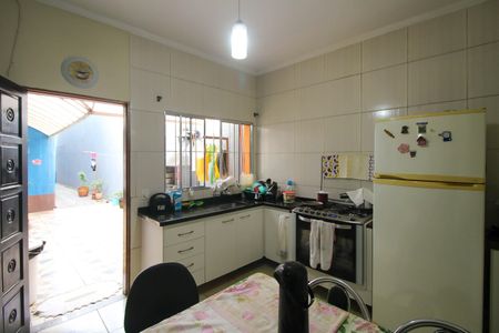 Casa à venda com 133m², 4 quartos e 2 vagasCozinha