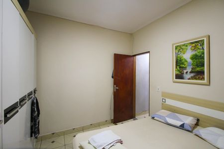 Casa à venda com 133m², 4 quartos e 2 vagasQuarto 1