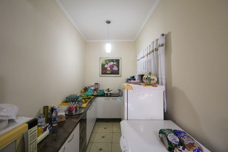 Casa à venda com 133m², 4 quartos e 2 vagasCozinha