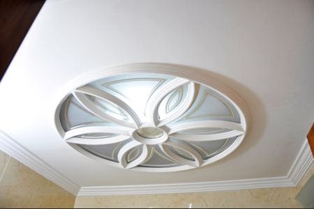 Casa à venda com 240m², 3 quartos e 6 vagas Casa à venda com 240m², 3 quartos e 6 vagasDetalhe - Lavabo