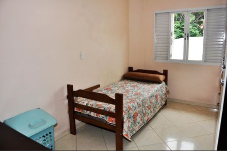 Casa à venda com 240m², 3 quartos e 6 vagas Casa à venda com 240m², 3 quartos e 6 vagasDetalhe - Quarto 03