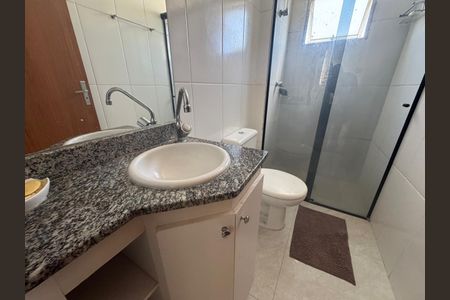 Apartamento à venda com 51m², 2 quartos e 1 vaga Apartamento à venda com 51m², 2 quartos e 1 vagaBanheiro 1