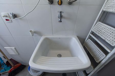 Apartamento à venda com 65m², 2 quartos e 1 vagaÁrea de Serviço