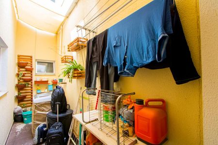 Apartamento à venda com 72m², 2 quartos e 2 vagas Apartamento à venda com 72m², 2 quartos e 2 vagasÁrea de serviço