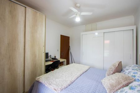 Apartamento à venda com 72m², 2 quartos e 2 vagas Apartamento à venda com 72m², 2 quartos e 2 vagasQuarto 1 - Suíte