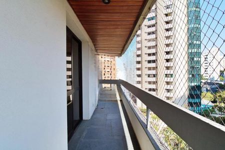 Apartamento à venda com 251m², 4 quartos e 4 vagas Apartamento à venda com 251m², 4 quartos e 4 vagasFoto 32