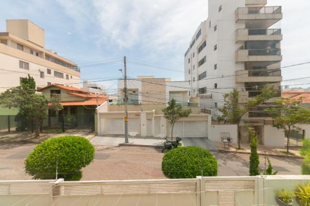 Casa à venda com 4 quartos, 393m² em Castelo, Belo Horizonte