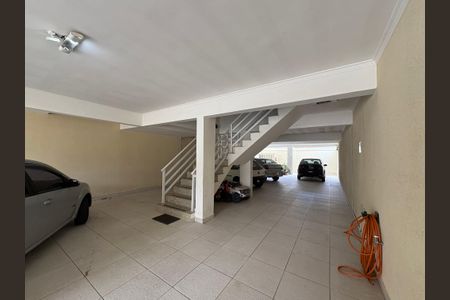 Apartamento à venda com 144m², 2 quartos e 2 vagas Apartamento à venda com 144m², 2 quartos e 2 vagasGaragem