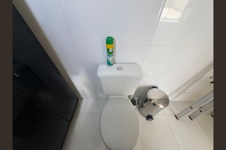 Apartamento à venda com 144m², 2 quartos e 2 vagas Apartamento à venda com 144m², 2 quartos e 2 vagasLavabo/ depósito