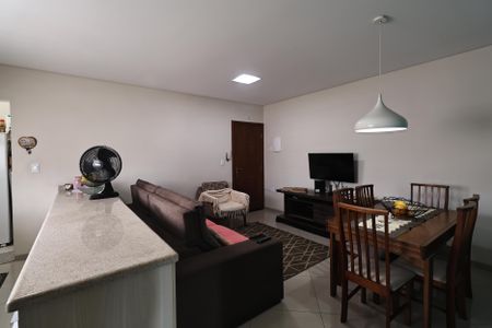 Apartamento à venda com 144m², 2 quartos e 2 vagas Apartamento à venda com 144m², 2 quartos e 2 vagasSala