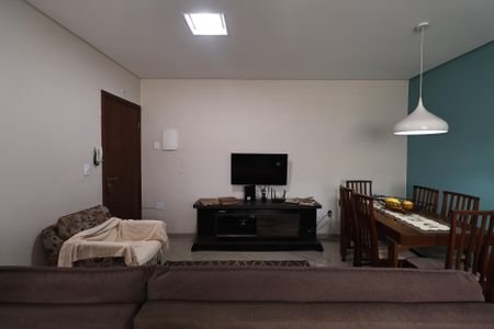 Sala de apartamento à venda com 2 quartos, 144m² em Jardim Stella, Santo André