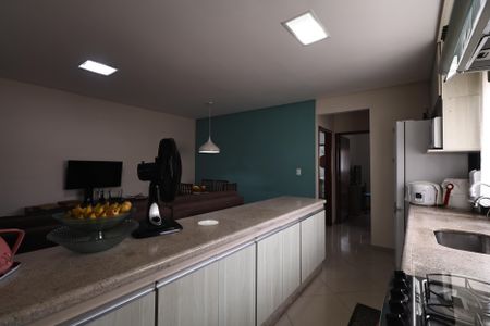 Apartamento à venda com 144m², 2 quartos e 2 vagas Apartamento à venda com 144m², 2 quartos e 2 vagasCozinha