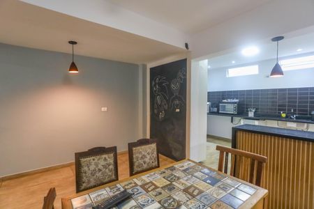 Casa à venda com 125m², 2 quartos e 2 vagasSala de jantar 