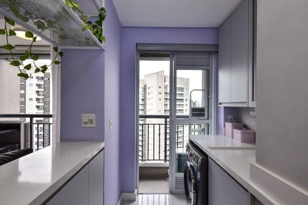 Apartamento à venda com 56m², 2 quartos e 1 vagaÁrea de Serviço 