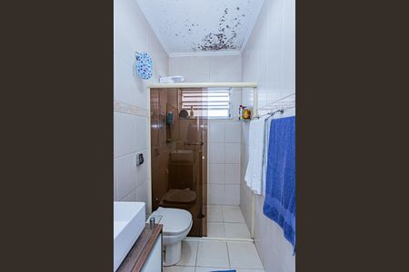 Casa à venda com 150m², 5 quartos e 2 vagasBanheiro 2