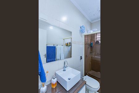 Casa à venda com 150m², 5 quartos e 2 vagasBanheiro 2