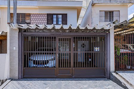 Casa à venda com 150m², 5 quartos e 2 vagasFachada