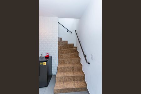 Casa à venda com 150m², 5 quartos e 2 vagasEscada