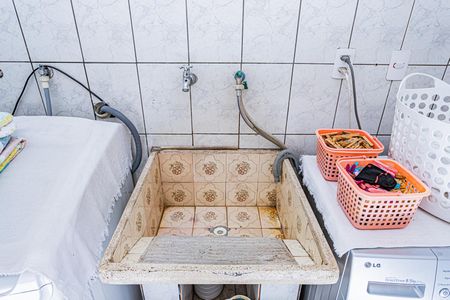 Casa à venda com 150m², 5 quartos e 2 vagasÁrea de Serviço