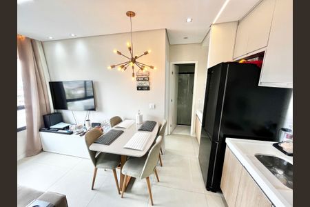 Apartamento à venda com 37m², 2 quartos e 1 vagaSala/Cozinha