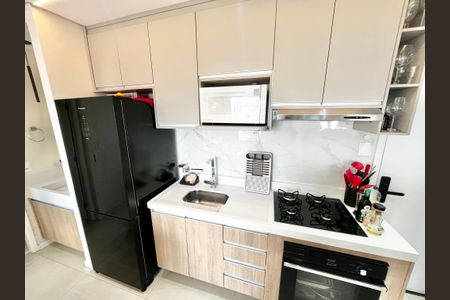 Apartamento à venda com 37m², 2 quartos e 1 vagaSala/Cozinha