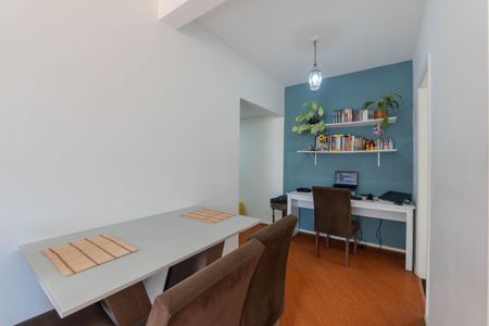 Apartamento à venda com 61m², 1 quarto e 1 vagaSala