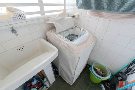 Apartamento à venda com 61m², 1 quarto e 1 vagaÁrea de Serviço