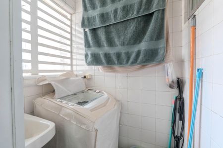 Apartamento à venda com 61m², 1 quarto e 1 vagaÁrea de Serviço