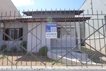 Casa à venda com 108m², 2 quartos e 4 vagasPlaca