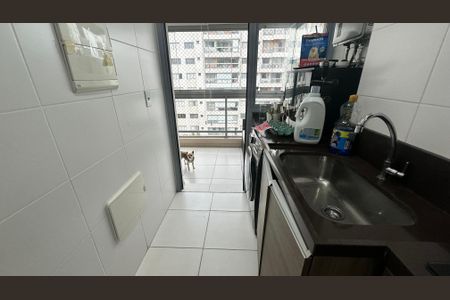 Apartamento à venda com 82m², 2 quartos e 1 vaga Apartamento à venda com 82m², 2 quartos e 1 vagaÁrea de Serviço