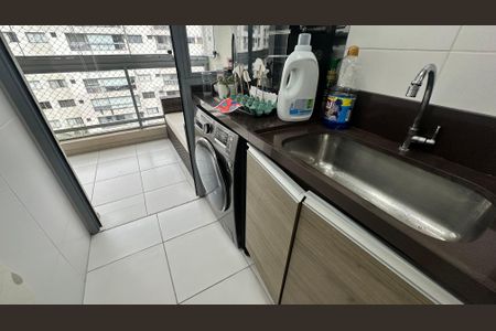 Apartamento à venda com 82m², 2 quartos e 1 vaga Apartamento à venda com 82m², 2 quartos e 1 vagaÁrea de Serviço