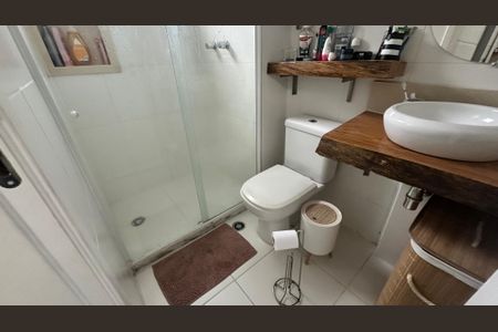 Apartamento à venda com 82m², 2 quartos e 1 vaga Apartamento à venda com 82m², 2 quartos e 1 vagaBanheiro quarto 2