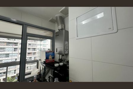 Apartamento à venda com 82m², 2 quartos e 1 vaga Apartamento à venda com 82m², 2 quartos e 1 vagaÁrea de Serviço