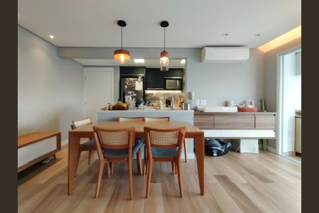 Apartamento à venda com 79m², 2 quartos e 2 vagasSala/Cozinha