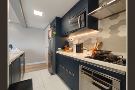 Apartamento à venda com 79m², 2 quartos e 2 vagasSala/Cozinha