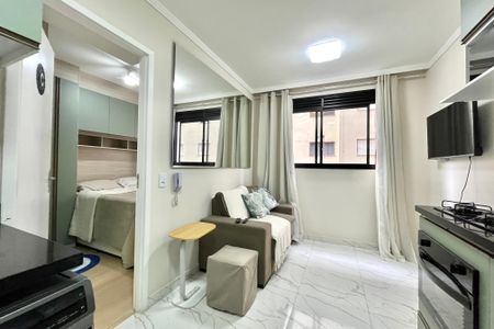 Sala de apartamento para alugar com 1 quarto, 28m² em Jardim Oriental, São Paulo
