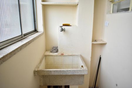 Apartamento para alugar com 60m², 2 quartos e sem vaga Apartamento para alugar com 60m², 2 quartos e sem vagaÁrea de Serviço