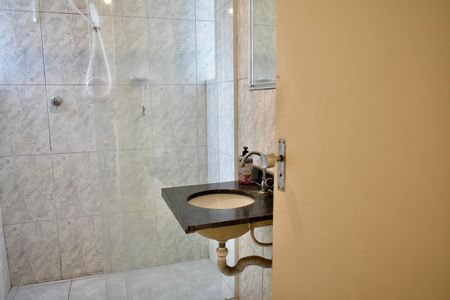 Apartamento para alugar com 60m², 2 quartos e sem vaga Apartamento para alugar com 60m², 2 quartos e sem vagaBanheiro Social