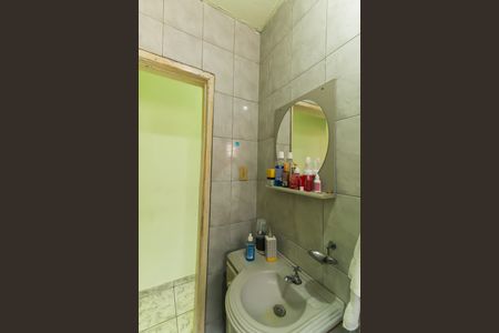 Casa à venda com 128m², 3 quartos e 1 vaga Casa à venda com 128m², 3 quartos e 1 vagaBanheiro